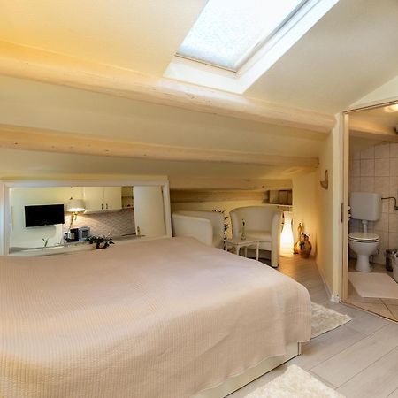 Duplex Apartment Camelia In Charming Old Town Rovinj Exterior foto
