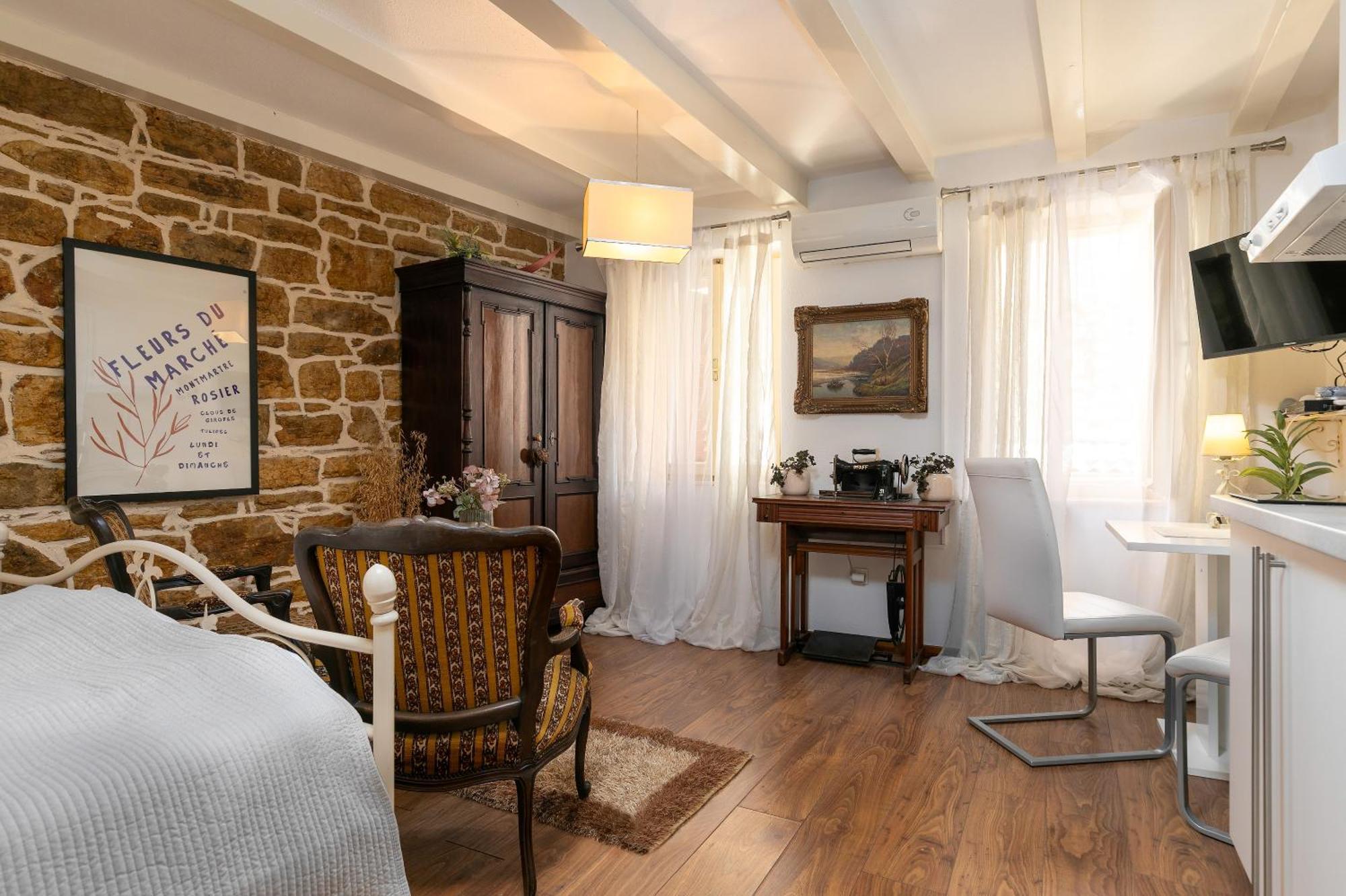 Duplex Apartment Camelia In Charming Old Town Rovinj Exterior foto