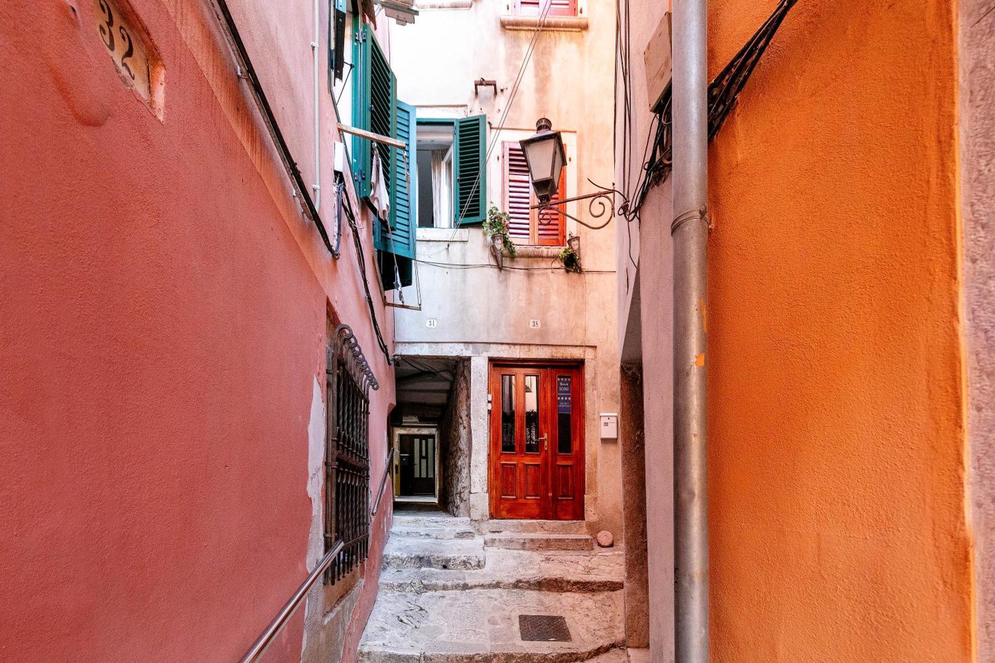 Duplex Apartment Camelia In Charming Old Town Rovinj Exterior foto